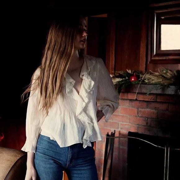 Doen River Top in Alabaster - Picture 3 of 7